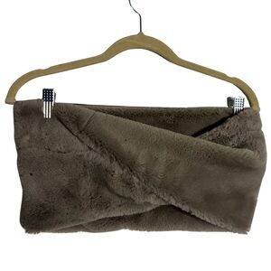 BANANA REPUBLIC INFINITY SCARF